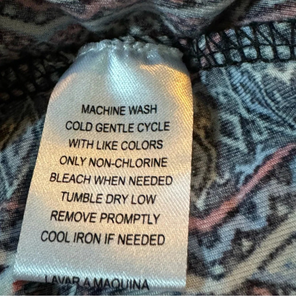 French Laundry 1X Cardigan Sweater Blue Red Geometric 3/4 Sleeve Open Stretch - Picture 7 of 7